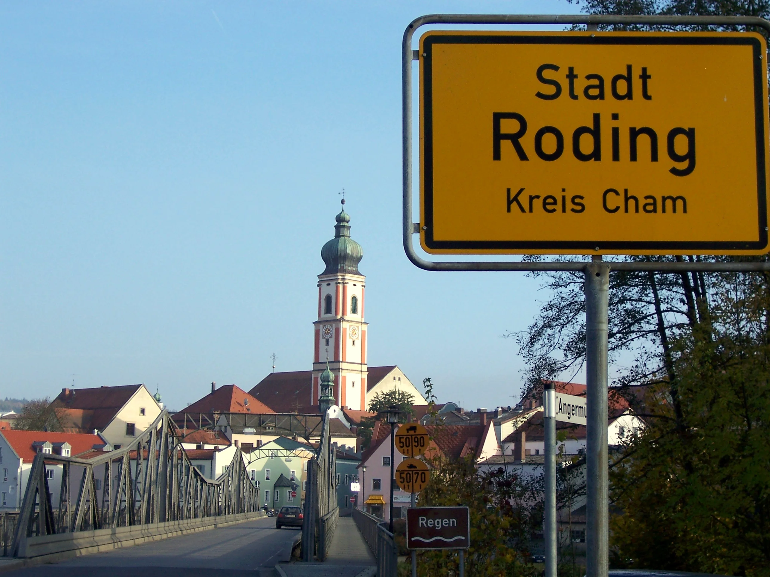 Stadtansicht von Roding von der Regenbrücke aus gesehen
